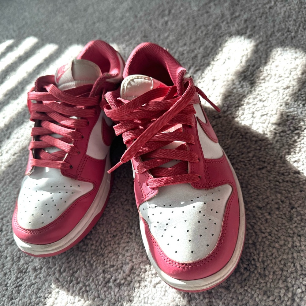 Nike Pink and White Dunks!!💖
